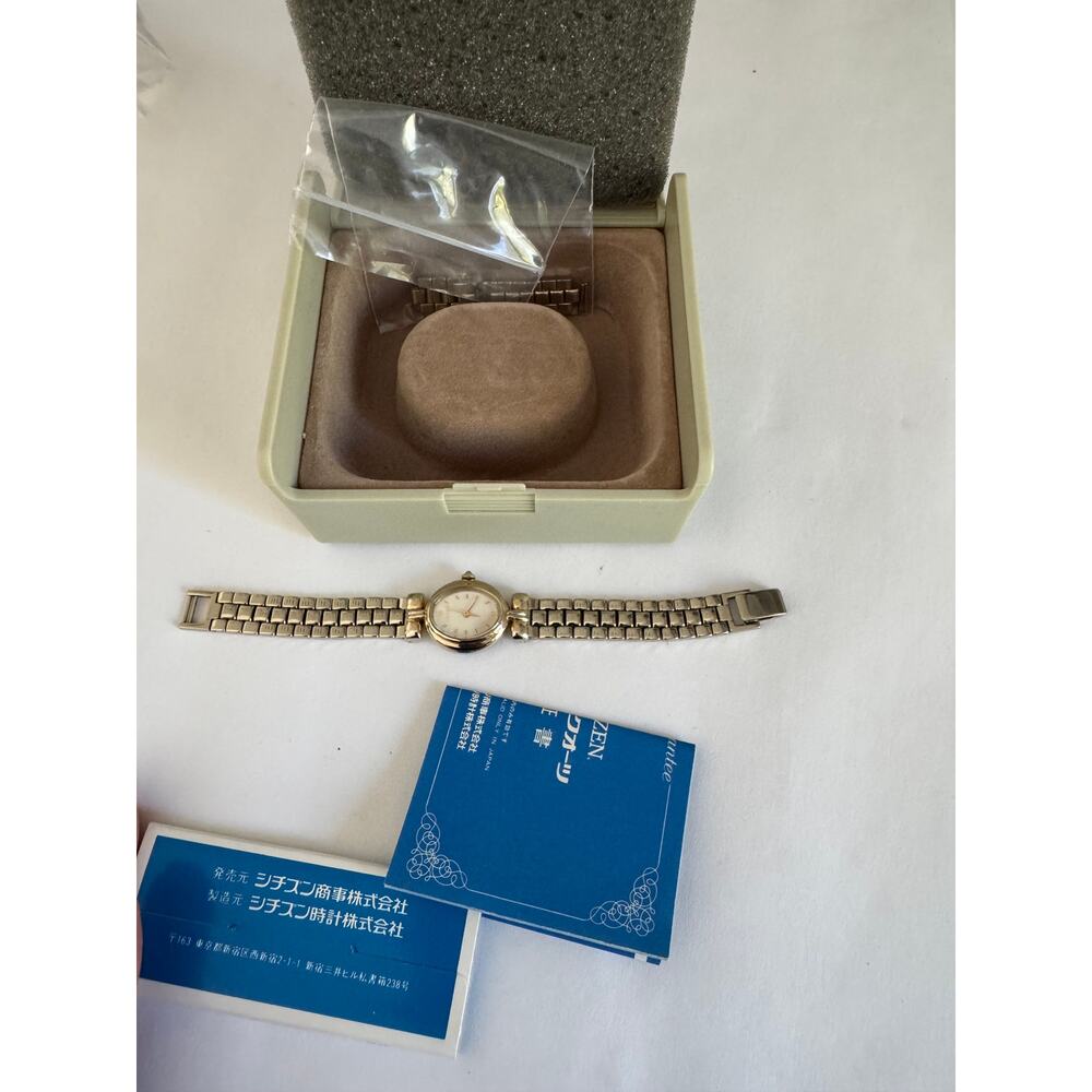 Mint Condition Citizen Vis a Vis Watch (80s-90s)